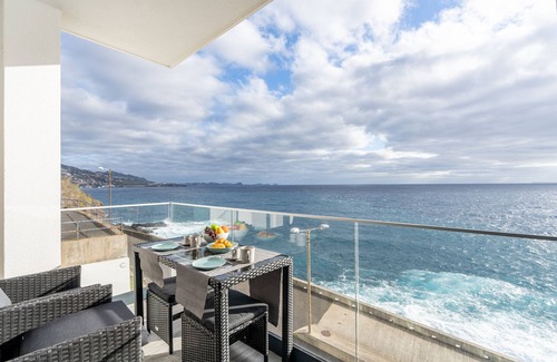 Gaula Wohnung | Sea View Balcony by Madeira Sun Travel
