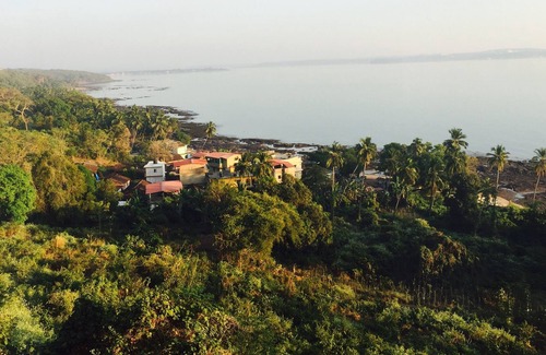 Vainguinim Wohnung | Private Wohnung mit Meerblick in Dona Paula