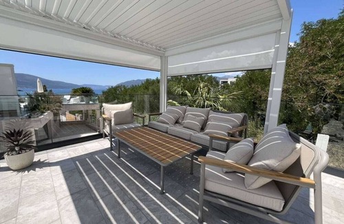 Tivat Villa | Sea View Villa Aquilla with heated Pool