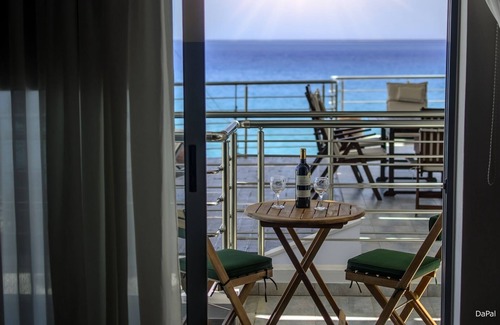 Palaiochora Wohnung | Meerblick im Apartment Gonis im Dorf Paleochora, 20 m vom Strand entfernt