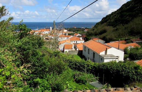 Lajes das Flores Hütte | Sea views over Europe's westmost village - Faja Grande, Flores Island