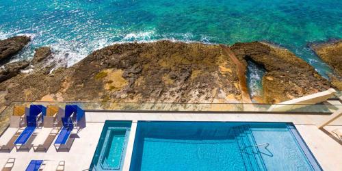 Northwest Point Wohnung | SeaDreams Boutique Oceanfront Condos by Grand Cayman Villas & Condos
