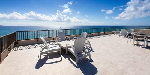 Northwest Point Wohnung | SeaDreams Boutique Oceanfront Condos by Grand Cayman Villas & Condos