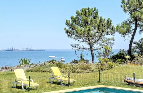 Carvalhal Villa | Villa Almo Amarelo - Schöne Villa mit 4 Schlafzimmern und privatem Pool - 500 m vom Strand entfernt