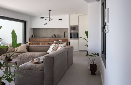 Eretria Haus | Seafront villa with private beach 1hr from Athens - MBH2