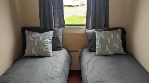 Anderby Creek Haus | Seagulls Rest - Dog Friendly - Close to the Beach