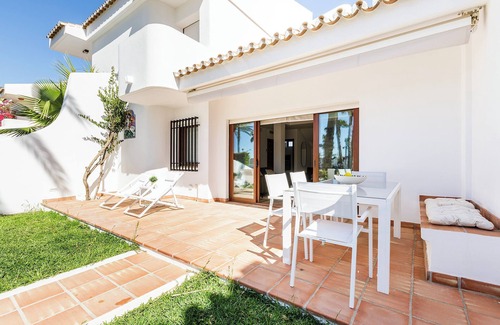 Caleta de Velez Haus | SEAS - TRAIÑAS