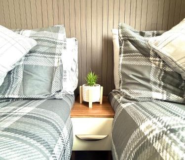 Cayton Bay Haus | Seashell Retreat