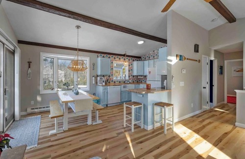 Jamestown Haus | Seaside charm meets modern comfort at the Nautical Nest!