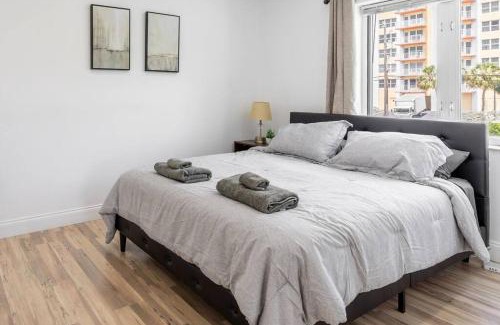 Birch Park Finger Streets Wohnung | Seaside Escape Steps to Beach, Dining, Shopping and Las Olas!