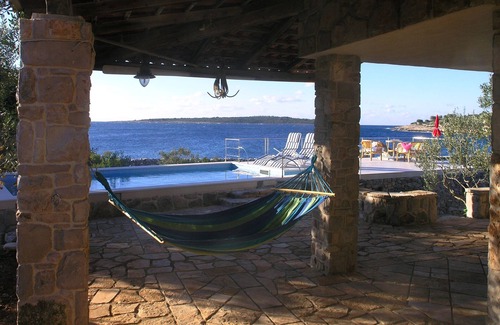 Veliki Drvenik Haus | Haus am Meer mit Pool für Familien Bucht Pernatice, Drvenik (K-11590)