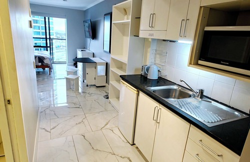 Takapuna Wohnung | Seaview Studio by Beach & Cafes