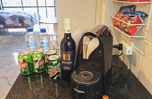 Takapuna Wohnung | Seaview Studio by Beach & Cafes