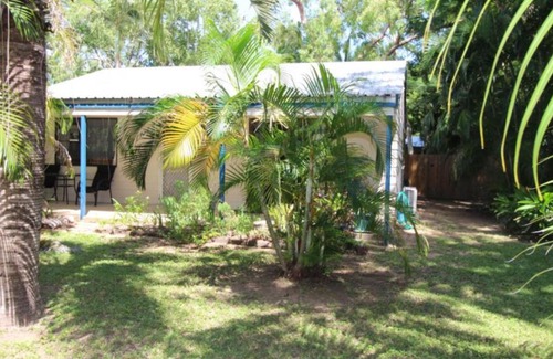 Arcadia Haus | Seaward Cottage, Nelly Bay