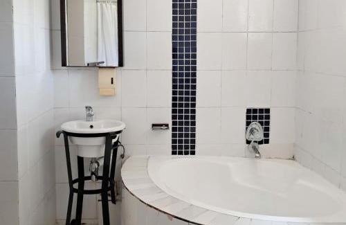Sodwana Bay Haus | SeaXplore Lodge & Dive Center
