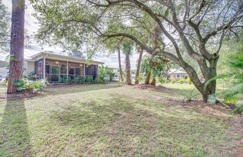 Sebastian Highlands Hütte | Sebastian Home w/ Screened Lanai: 8 Mi to Beach!