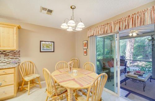 Sebastian Highlands Haus | Sebastian Home with Screened Lanai 8 Mi to Beach!