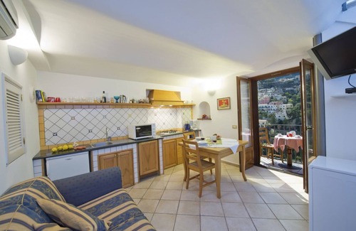 Arienzo Wohnung | Sebastien Balcon apartment central sea view Positano