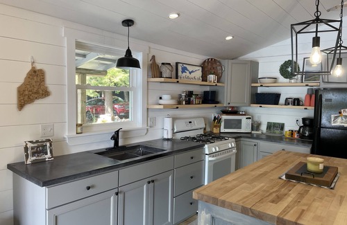 Bowerbank Kabine | Sebec Lake at its finest!