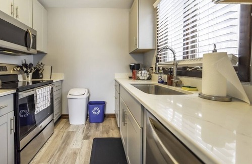 Arborview Neighborhood Haus | Abgeschieden 2BR Loft - Minuten von der Innenstadt von AA!