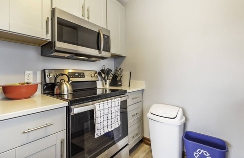 Arborview Neighborhood Haus | Abgeschieden 2BR Loft - Minuten von der Innenstadt von AA!