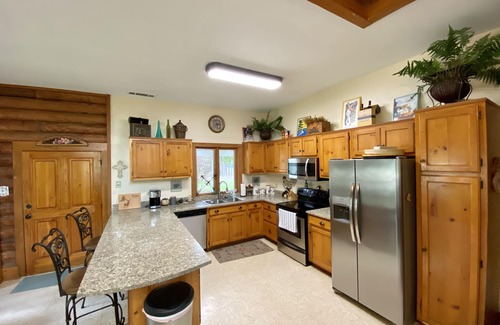 Talisheek Kabine | Abgelegene 3-Zimmer-Hütte auf dem Bauernhof