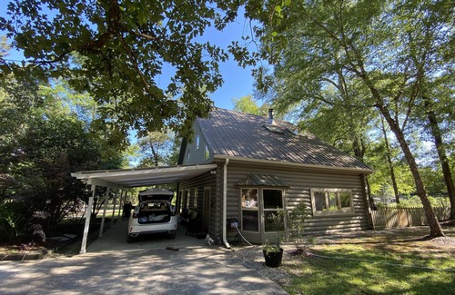 Talisheek Kabine | Abgelegene 3-Zimmer-Hütte auf dem Bauernhof