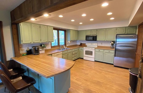 Ashville Sonstige | Secluded 3BR Escape w/ Pool + Pond | Near Columbus