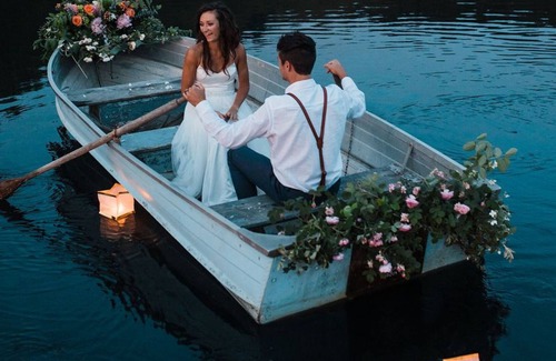 Viola Hütte | Secluded cottage on 2 acre beach with outdoor shower on 100 acres