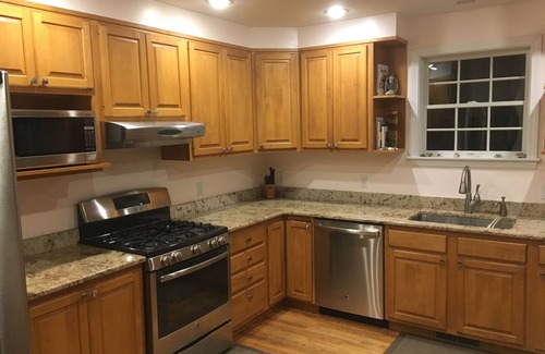 Lagoon Heights Haus | Abgeschiedener Escape-Central AC & Wireless Internet Access.