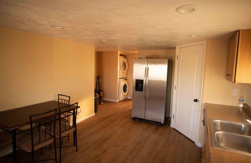 Bancroft Haus | Secluded Farmhouse Country Setting close to Lava Hot Springs!