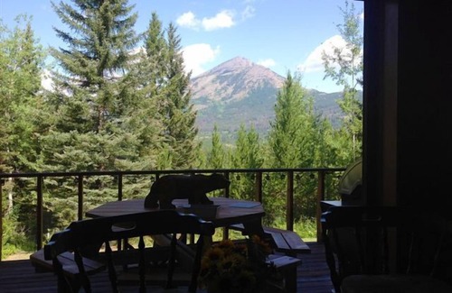 Essex Kabine | Abgeschiedenes Gletscherwiesen-Blockhaus $ 300. 00 - 400 US-Dollar. 00 pro Nacht