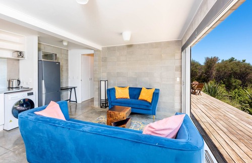 Whirinaki Haus | Secluded Haven with Stunning Hokianga Harbour Views