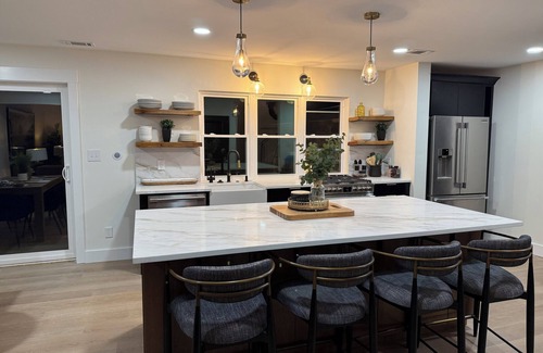 Chaplin Haus | Secluded Hilltop Luxury Retreat-Bourbon Trail-Taylorsville Lake-Pool & Hot Tub