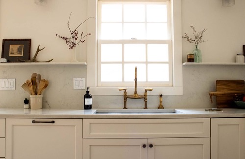 Harbert Haus | Secluded Home w private pool, private assn beach