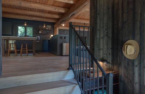 Whitefish Kabine | Secluded Luxury Vacation Home - 4 miles to Downtown Whitefish