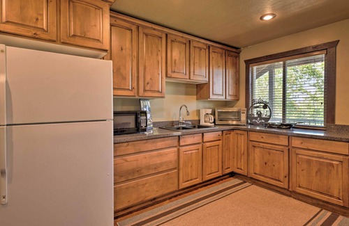 Sterling Haus | Secluded Sterling Abode: Near Palisade State Park!