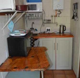 Mbazwana Haus | Seevarkie Guest House & Fishing Charter
