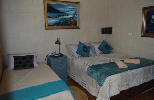 Mbazwana Haus | Seevarkie Guest House & Fishing Charter