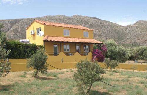 Voia Haus | Self-catering in southern Peloponnese