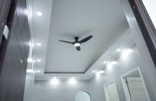 Las Pinas Haus | Semi-detached newly renovated home in a friendly neighborhood