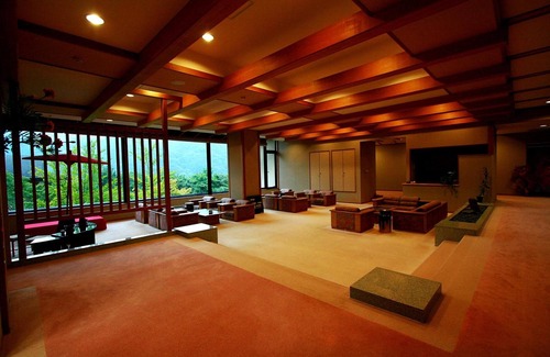 Numata Haus | Senkyou