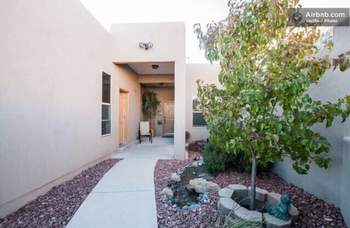 Paradise Hills Civic Wohnung | Separate Private Detached 1 Room Casita mit eigenem Eingang