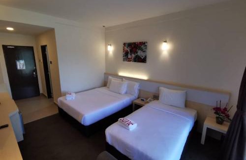 Bandar Baharu District Hotel | SERDANG LAKE VIEW RESORT