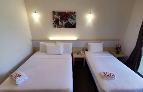 Bandar Baharu District Hotel | SERDANG LAKE VIEW RESORT