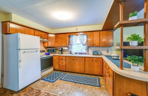 Roscoe Wohnung | Serene Duplex w/ On-Site Brook in Callicoon Center