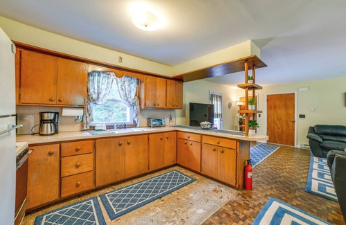 Roscoe Wohnung | Serene Duplex w/ On-Site Brook in Callicoon Center