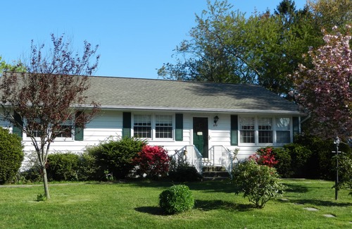 Rehoboth Beach Haus | Ruhige Flucht in South Rehoboth - Privater Pool + Haustierfreundlich