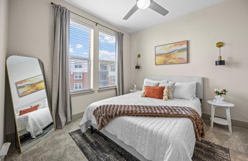 Frisco Square Wohnung | Serene Frisco Apt with Pool and Gym