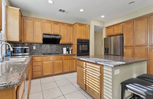 Eastvale Haus | Serene Getaway Home on Cari Court - Perfect for Family Retreats & Fun #41964